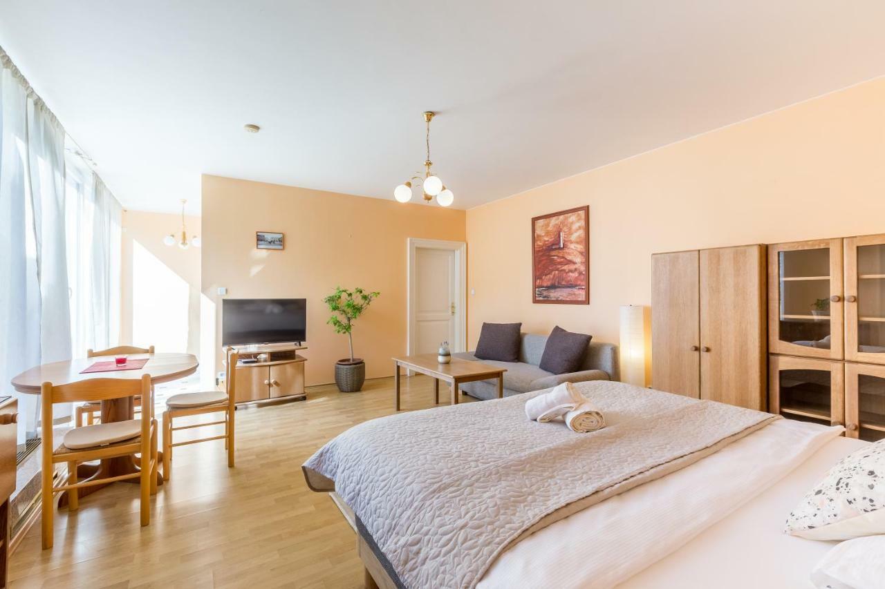 Hotel U Rytire Mělník Eksteriør billede